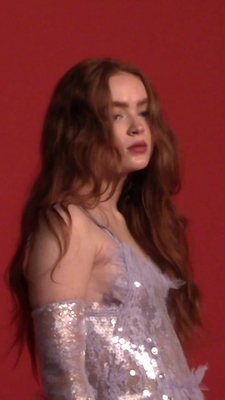 2022-12_-_Lea_Winkler_for_LOfficiel_Winter_2022_video_1_mp40255.jpg