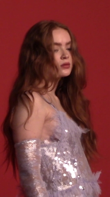 2022-12_-_Lea_Winkler_for_LOfficiel_Winter_2022_video_1_mp40257.jpg