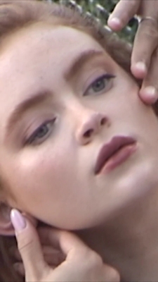 2022-12_-_Lea_Winkler_for_LOfficiel_Winter_2022_video_1_mp40265.jpg