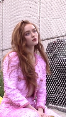 2022-12_-_Lea_Winkler_for_LOfficiel_Winter_2022_video_2_mp40028.jpg
