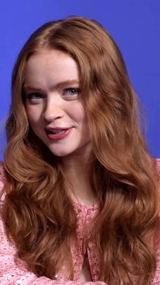 2022-12_-_Lea_Winkler_for_LOfficiel_Winter_2022_video_2_mp40051.jpg