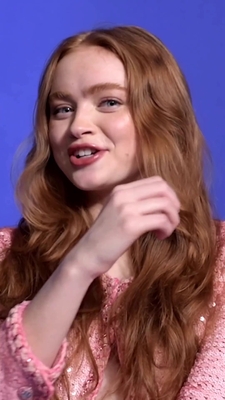2022-12_-_Lea_Winkler_for_LOfficiel_Winter_2022_video_2_mp40089.jpg