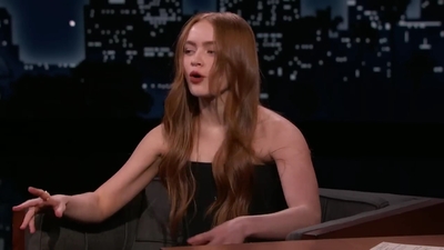 2022-12-06_-_Jimmy_Kimmel_Live_mp40250.jpg