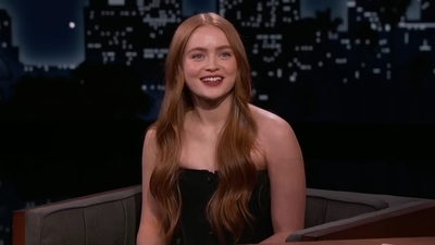 2022-12-06_-_Jimmy_Kimmel_Live_mp40325.jpg
