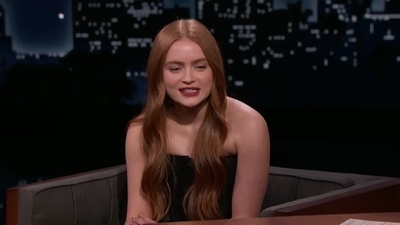 2022-12-06_-_Jimmy_Kimmel_Live_mp40377.jpg