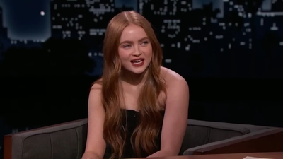2022-12-06_-_Jimmy_Kimmel_Live_mp40392.jpg