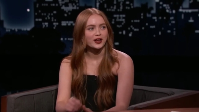 2022-12-06_-_Jimmy_Kimmel_Live_mp40394.jpg