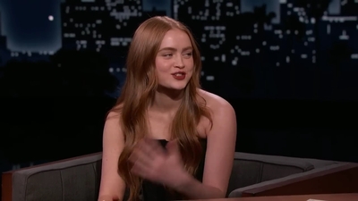 2022-12-06_-_Jimmy_Kimmel_Live_mp40395.jpg