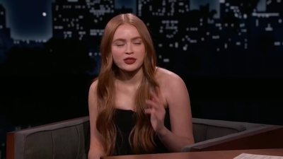 2022-12-06_-_Jimmy_Kimmel_Live_mp40513.jpg
