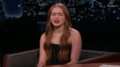 2022-12-06_-_Jimmy_Kimmel_Live_mp40533.jpg