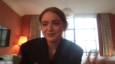2022-12-09_-_MTV_News_-_The_Whale_Interview_mp410490.jpg