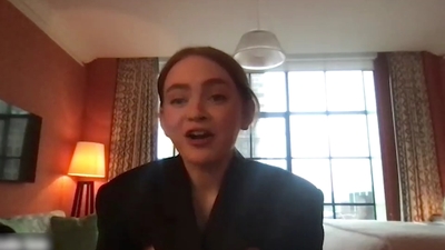 2022-12-09_-_MTV_News_-_The_Whale_Interview_mp410550.jpg