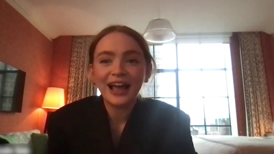 2022-12-09_-_MTV_News_-_The_Whale_Interview_mp410923.jpg