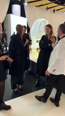 2022-12-13_-_Le_Grand_Numero_De_Chanel_Fragance_Show_1_mp411960.jpg