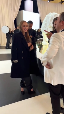 2022-12-13_-_Le_Grand_Numero_De_Chanel_Fragance_Show_1_mp411963.jpg