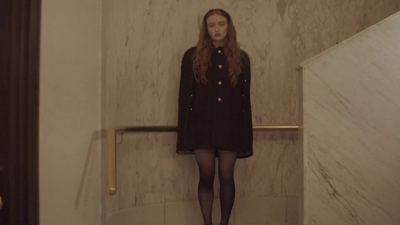 2022-12-14_-_A_Flaunt_Film_-_Sadie_Sink_Presented_by_Thom_Browne_mp40058.jpg