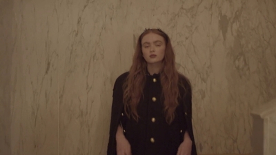 2022-12-14_-_A_Flaunt_Film_-_Sadie_Sink_Presented_by_Thom_Browne_mp40062.jpg