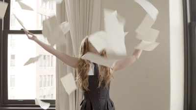 2022-12-14_-_A_Flaunt_Film_-_Sadie_Sink_Presented_by_Thom_Browne_mp40074.jpg