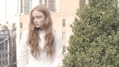 2022-12-14_-_A_Flaunt_Film_-_Sadie_Sink_Presented_by_Thom_Browne_mp40122.jpg