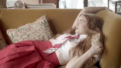 2022-12-14_-_A_Flaunt_Film_-_Sadie_Sink_Presented_by_Thom_Browne_mp40137.jpg