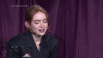 2022-12-14_-_AP_Breakthrough_Entertainer_Sadie_Sink_mp411985.jpg