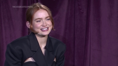 2022-12-14_-_AP_Breakthrough_Entertainer_Sadie_Sink_mp411995.jpg