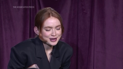 2022-12-14_-_AP_Breakthrough_Entertainer_Sadie_Sink_mp412007.jpg