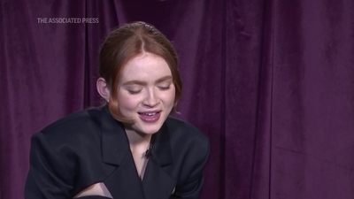2022-12-14_-_AP_Breakthrough_Entertainer_Sadie_Sink_mp412011.jpg