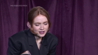 2022-12-14_-_AP_Breakthrough_Entertainer_Sadie_Sink_mp412012.jpg