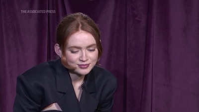 2022-12-14_-_AP_Breakthrough_Entertainer_Sadie_Sink_mp412014.jpg