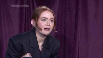 2022-12-14_-_AP_Breakthrough_Entertainer_Sadie_Sink_mp412015.jpg