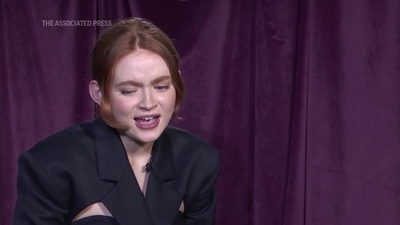 2022-12-14_-_AP_Breakthrough_Entertainer_Sadie_Sink_mp412054.jpg