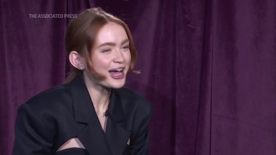 2022-12-14_-_AP_Breakthrough_Entertainer_Sadie_Sink_mp412082.jpg