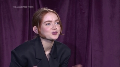 2022-12-14_-_AP_Breakthrough_Entertainer_Sadie_Sink_mp412084.jpg