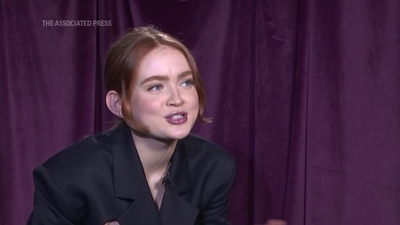 2022-12-14_-_AP_Breakthrough_Entertainer_Sadie_Sink_mp412085.jpg
