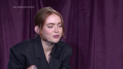 2022-12-14_-_AP_Breakthrough_Entertainer_Sadie_Sink_mp412099.jpg