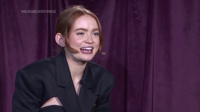 2022-12-14_-_AP_Breakthrough_Entertainer_Sadie_Sink_mp412106.jpg