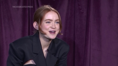 2022-12-14_-_AP_Breakthrough_Entertainer_Sadie_Sink_mp412110.jpg