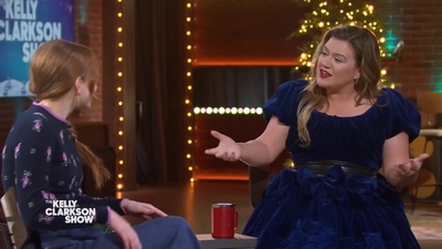 2022-12-15_-_The_Kelly_Clarkson_Show_1_mp412311.jpg