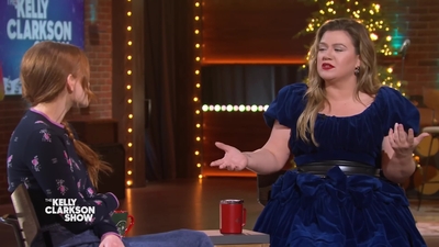 2022-12-15_-_The_Kelly_Clarkson_Show_1_mp412435.jpg