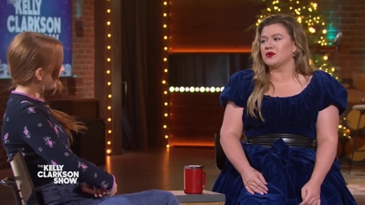 2022-12-15_-_The_Kelly_Clarkson_Show_1_mp412445.jpg