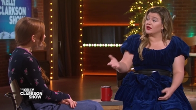 2022-12-15_-_The_Kelly_Clarkson_Show_2_mp412838.jpg