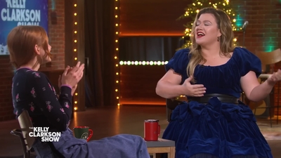 2022-12-15_-_The_Kelly_Clarkson_Show_2_mp413005.jpg