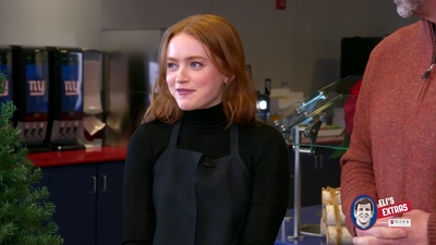 2022-12-22_-_Eli_s_Extras_-_Taylor_Swift_Music_Video_and_Holiday_Cookie_Bake_Off_mp42255.jpg