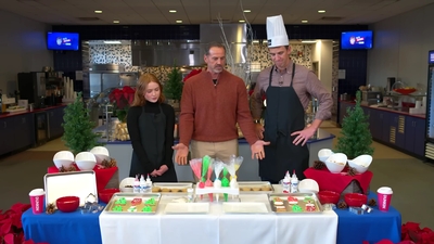 2022-12-22_-_Eli_s_Extras_-_Taylor_Swift_Music_Video_and_Holiday_Cookie_Bake_Off_mp42265.jpg