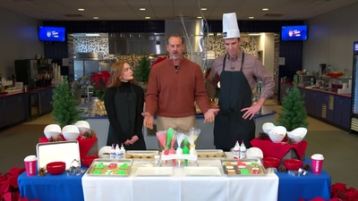 2022-12-22_-_Eli_s_Extras_-_Taylor_Swift_Music_Video_and_Holiday_Cookie_Bake_Off_mp42267.jpg