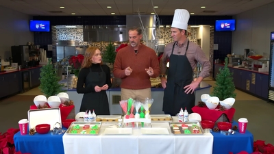 2022-12-22_-_Eli_s_Extras_-_Taylor_Swift_Music_Video_and_Holiday_Cookie_Bake_Off_mp42287.jpg