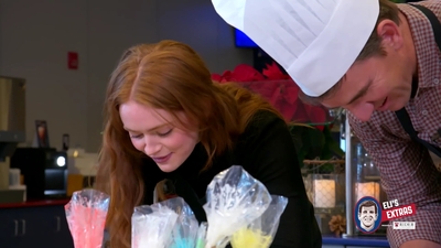 2022-12-22_-_Eli_s_Extras_-_Taylor_Swift_Music_Video_and_Holiday_Cookie_Bake_Off_mp42331.jpg