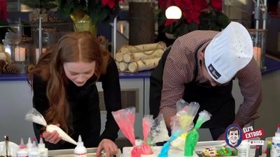 2022-12-22_-_Eli_s_Extras_-_Taylor_Swift_Music_Video_and_Holiday_Cookie_Bake_Off_mp42377.jpg
