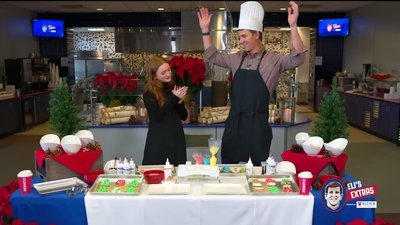 2022-12-22_-_Eli_s_Extras_-_Taylor_Swift_Music_Video_and_Holiday_Cookie_Bake_Off_mp42406.jpg